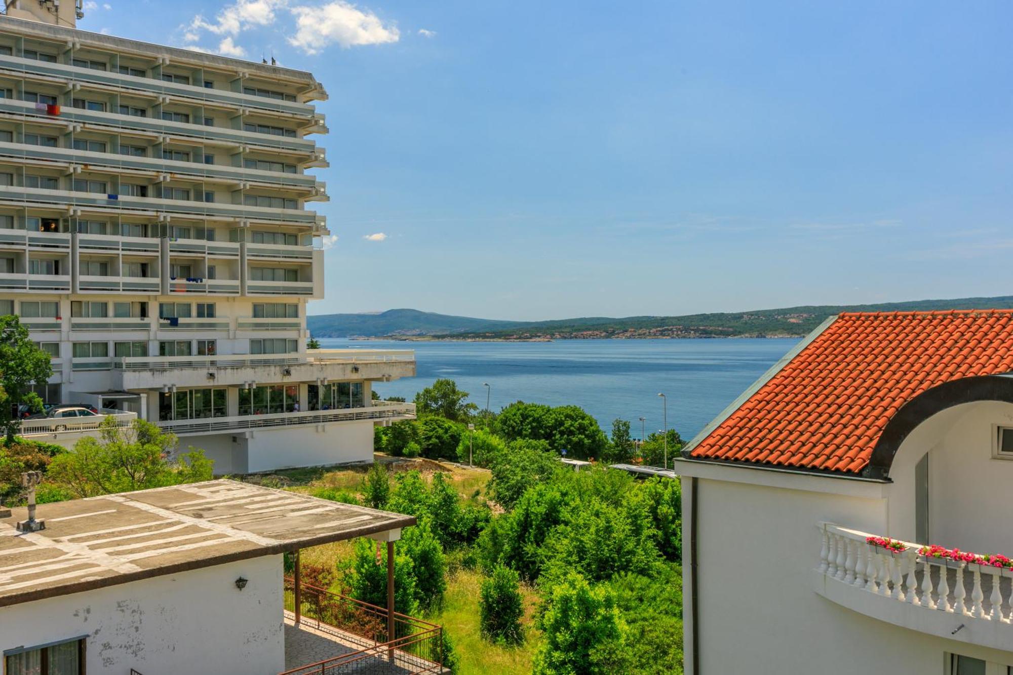 Apartments Podvezanec Crikvenica Exterior photo